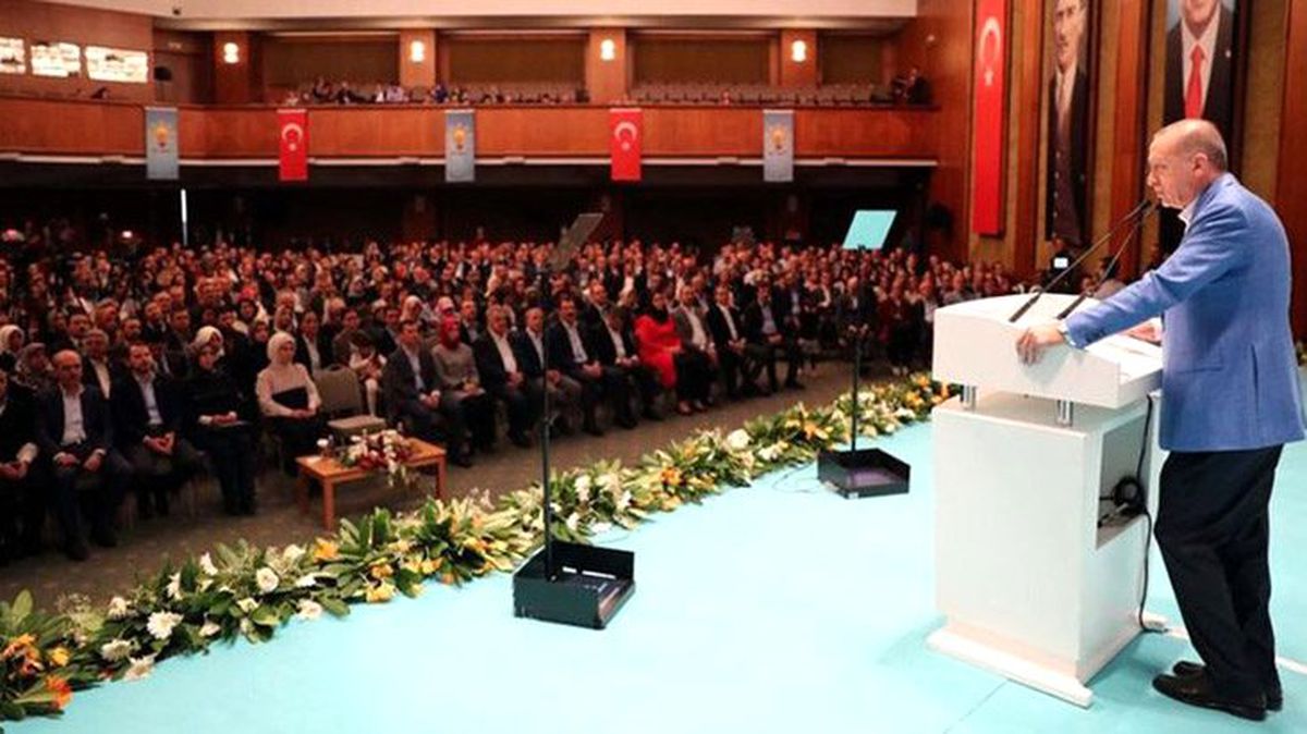 Son Dakika: AK Parti'nin Kızılcahamam Kampı koronavirüs nedeniyle iptal edildi