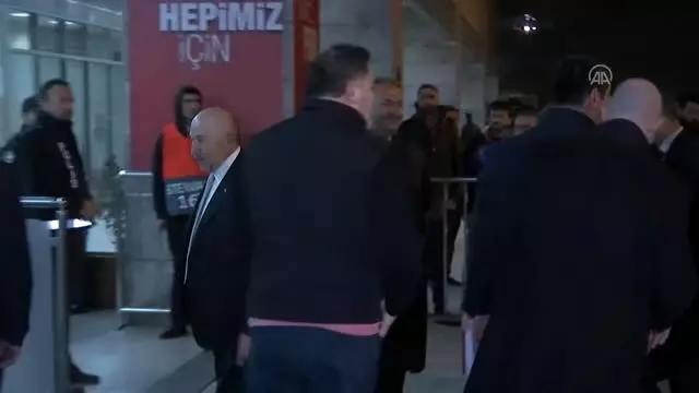 TFF ve Kulüp başkanları Medipol Başakşehir'i desteklemek için Fatih Terim Stadı'nda TFF ve Kulüp başkanları Medipol Başakşehir'i desteklemek için Fatih Terim Stadı'nda