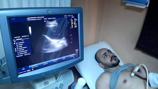 Uzman çavuş olmak isteyen genç, sınavda kalbinin sağda olduğunu öğrendi