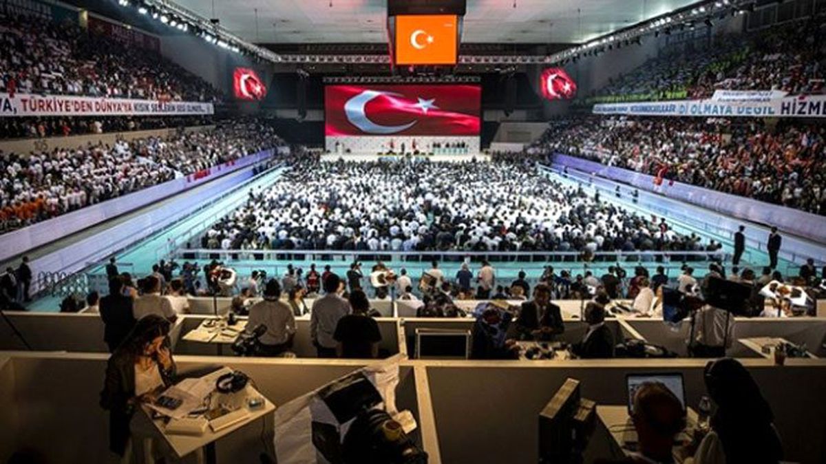 AK Parti'nin hafta sonu yapılacak kongreleri koronavirüs nedeniyle ertelendi