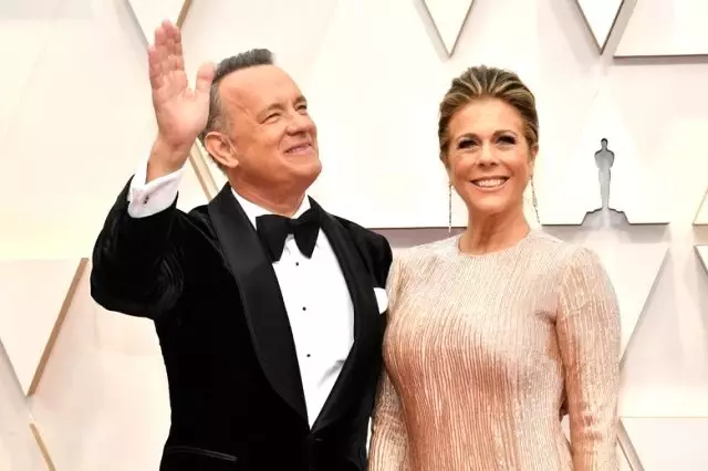 Eşiyle birlikte koronavirüse yakalanan oyuncu Tom Hanks, karantinadan fotoğraf paylaştı Eşiyle birlikte koronavirüse yakalanan oyuncu Tom Hanks, karantinadan fotoğraf paylaştı
