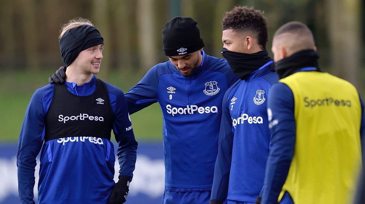 Everton, bir futbolcularında koronavirüse rastlandığını açıkladı