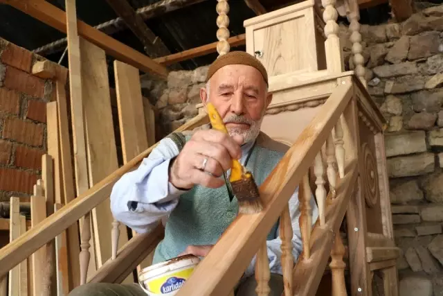 Ömrü boyunca mihrap yaptı, dünyanın en iyileri arasına girdi