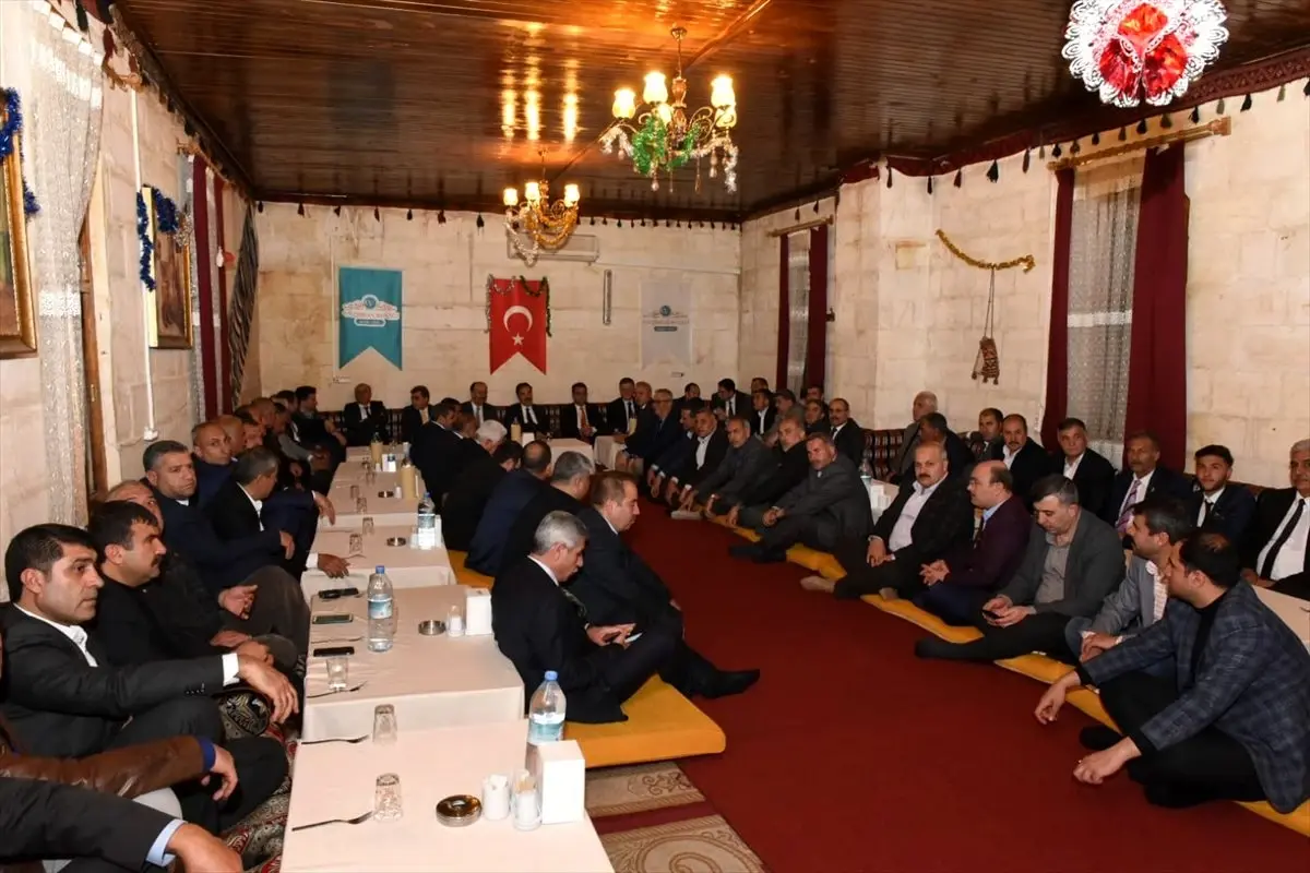 Şanlıurfa Valisi Erin, muhtarlarla buluştu