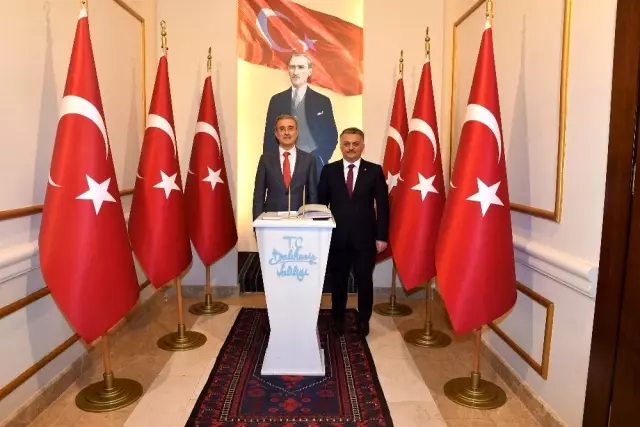 Savunma Sanayii Başkanı Demir Balıkesir'de