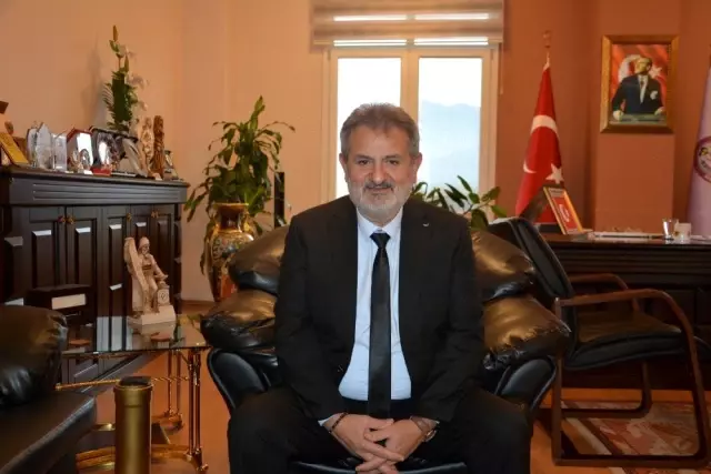 Aydın Esnaf ve Sanatkarlar Odaları Birliği, fahiş fiyata karşı tüm tedbirleri aldı Aydın Esnaf ve Sanatkarlar Odaları Birliği, fahiş fiyata karşı tüm tedbirleri aldı