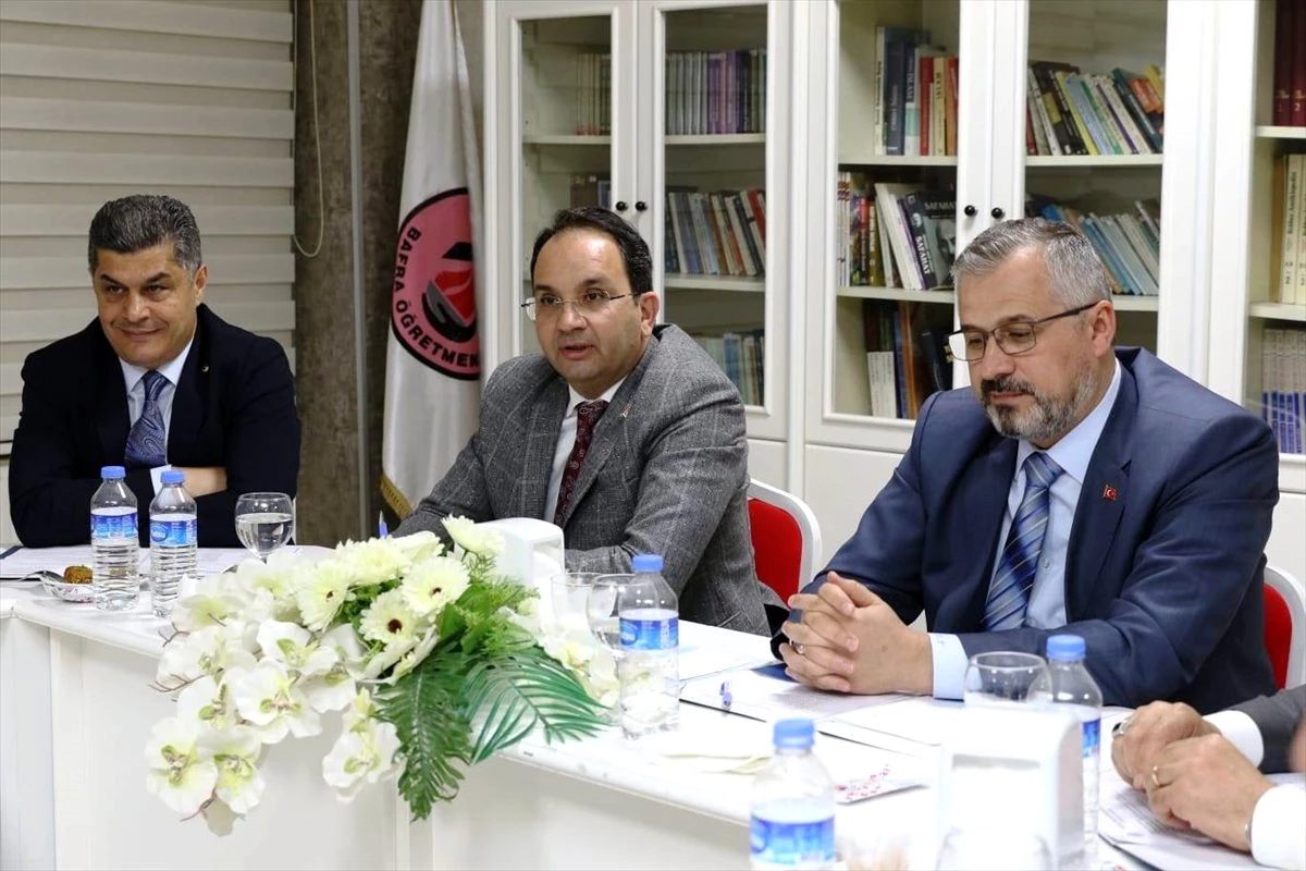 Bafra'da oda ve meslek birliği başkanları istişare toplantısı yapıldı