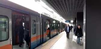 Selim Bayraktar: Bakırköy- Atatürk Havalimanı istasyonları arasında metro seferleri durdu Selim Bayraktar: Bakırköy- Atatürk Havalimanı istasyonları arasında metro seferleri durdu
