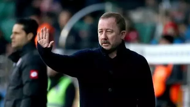 Beşiktaş, sessiz derbide Galatasaray ile karşılaşıyor
