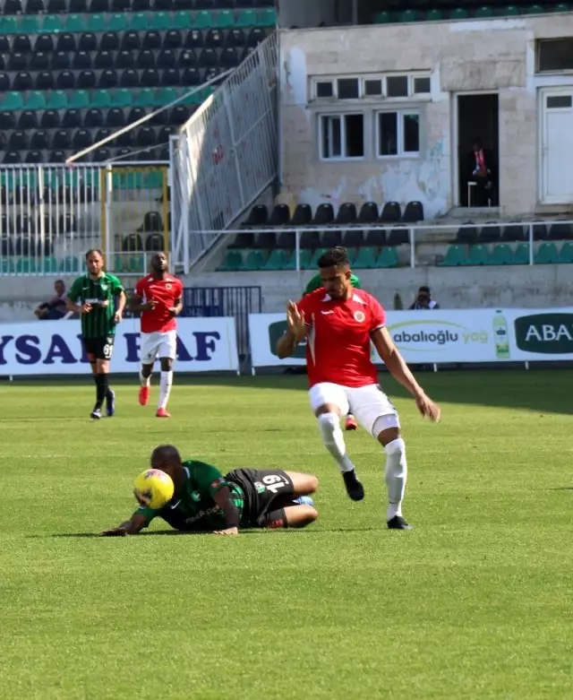 Süper Lig: Denizlispor: 1 - Gençlerbirliği: 0 (Maç sonucu) Süper Lig: Denizlispor: 1 - Gençlerbirliği: 0 (Maç sonucu)