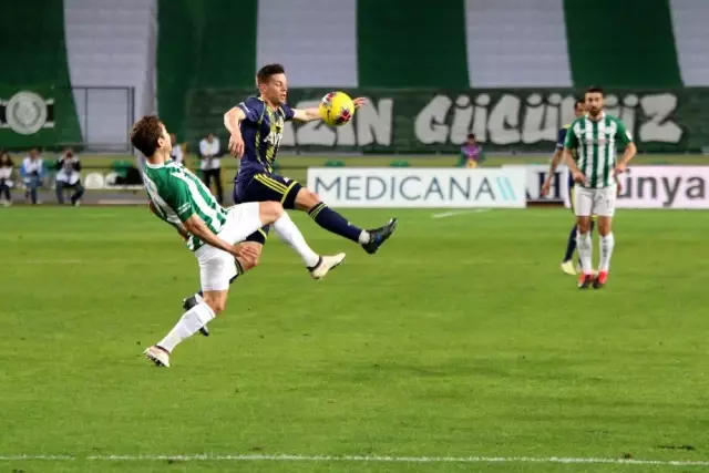 Süper Lig: Konyaspor: 1 - Fenerbahçe: 0 (İlk yarı) Süper Lig: Konyaspor: 1 - Fenerbahçe: 0 (İlk yarı)