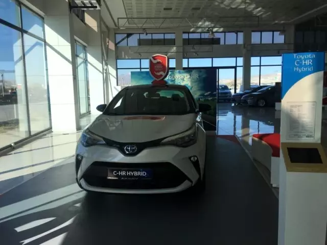 yeni toyota corolla hatchback toyota plaza aksoy da gorucuye cikti