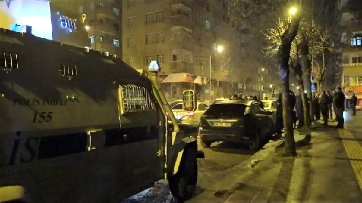 Diyarbakır'da kafede silahlı kavga: 4 yaralı