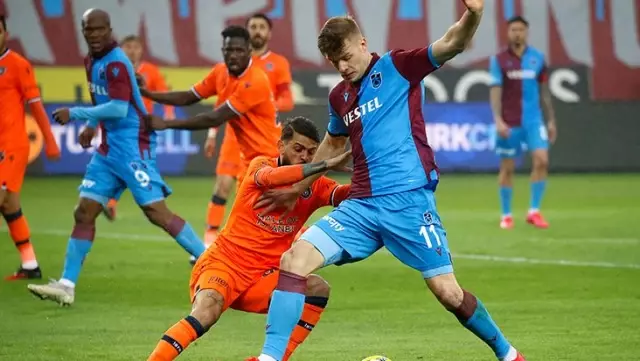Son Dakika: Trabzonspor ile Medipol Başakşehir 1-1 berabere kaldı Son Dakika: Trabzonspor ile Medipol Başakşehir 1-1 berabere kaldı