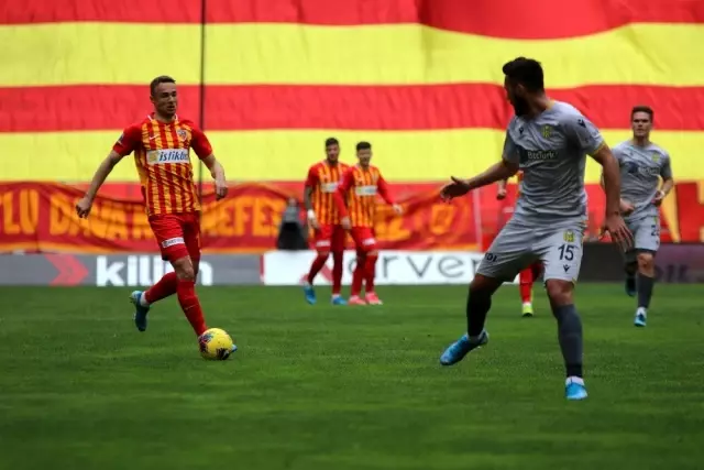 Süper Lig: Hes Kablo Kayserispor: 2 - Yeni Malatyaspor: 1 (Maç sonucu) Süper Lig: Hes Kablo Kayserispor: 2 - Yeni Malatyaspor: 1 (Maç sonucu)
