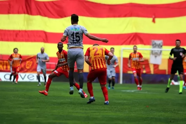 Süper Lig: Hes Kablo Kayserispor: 2 - Yeni Malatyaspor: 1 (Maç sonucu) Süper Lig: Hes Kablo Kayserispor: 2 - Yeni Malatyaspor: 1 (Maç sonucu)