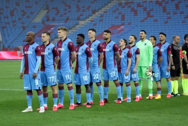 Süper Lig: Trabzonspor: 0 - Medipol Başakşehir: 0 (İlk yarı)