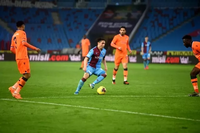 Süper Lig: Trabzonspor: 1 - Medipol Başakşehir: 1 (Maç sonucu) Süper Lig: Trabzonspor: 1 - Medipol Başakşehir: 1 (Maç sonucu)