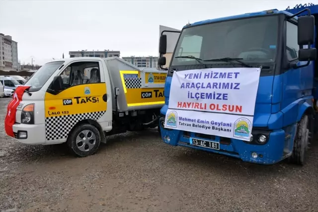 Tatvan Belediyesi'ne 13 hizmet aracı alındı Tatvan Belediyesi'ne 13 hizmet aracı alındı