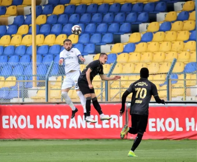 TFF 1. Lig: Menemenspor: 2 - İstanbulspor: 2 TFF 1. Lig: Menemenspor: 2 - İstanbulspor: 2