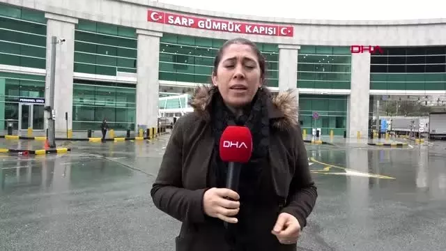 ARTVİN Sarp Sınır Kapısı'nda 10 kilometrelik TIR kuyruğu ARTVİN Sarp Sınır Kapısı'nda 10 kilometrelik TIR kuyruğu