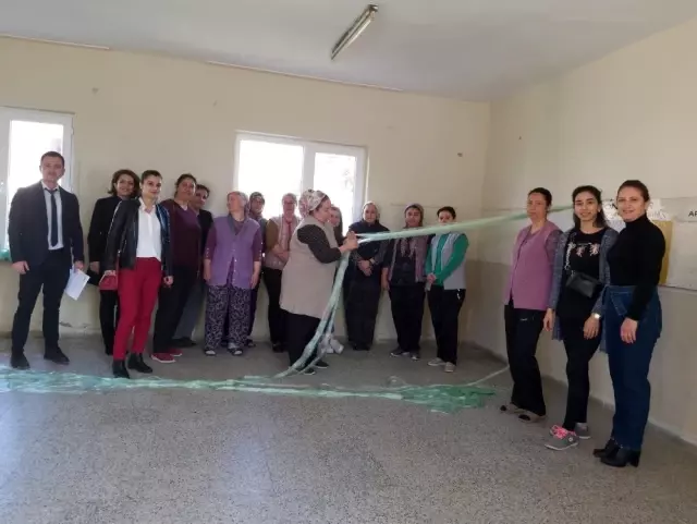 Aydınlı kadınlar balık ağı örmeyi öğrenecek Aydınlı kadınlar balık ağı örmeyi öğrenecek