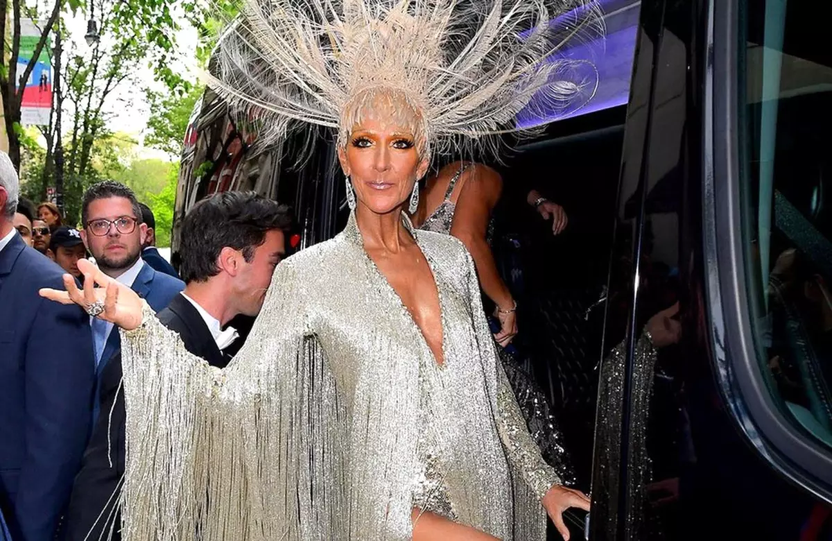 Celine Dion'un Kuzey Amerika turnesine corona engeli!
