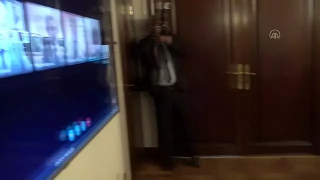 Dışişleri Bakanı Çavuşoğlu'ndan büyükelçilerle Kovid-19 video konferansı