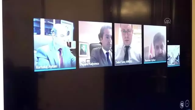 Dışişleri Bakanı Çavuşoğlu'ndan büyükelçilerle Kovid-19 video konferansı