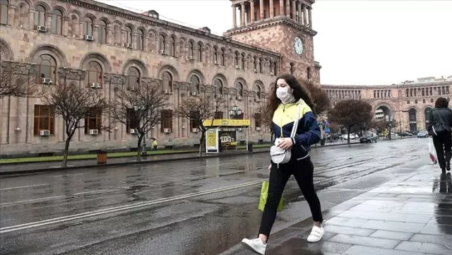 Ermenistan, koronavirüs nedeniyle 16 Nisan'a kadar olağanüstü hal ilan etti Ermenistan, koronavirüs nedeniyle 16 Nisan'a kadar olağanüstü hal ilan etti