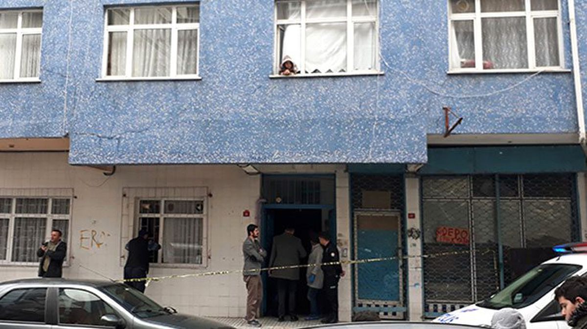 Güngören'de sır ölüm! Bodrum katında kanlar içinde ceset bulundu