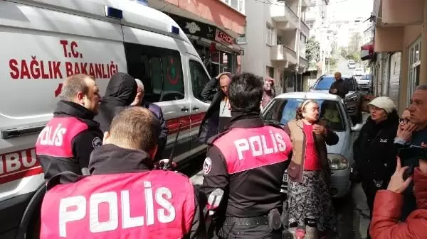 İstediği montu vermeyen arkadaşını bıçakladı İstediği montu vermeyen arkadaşını bıçakladı