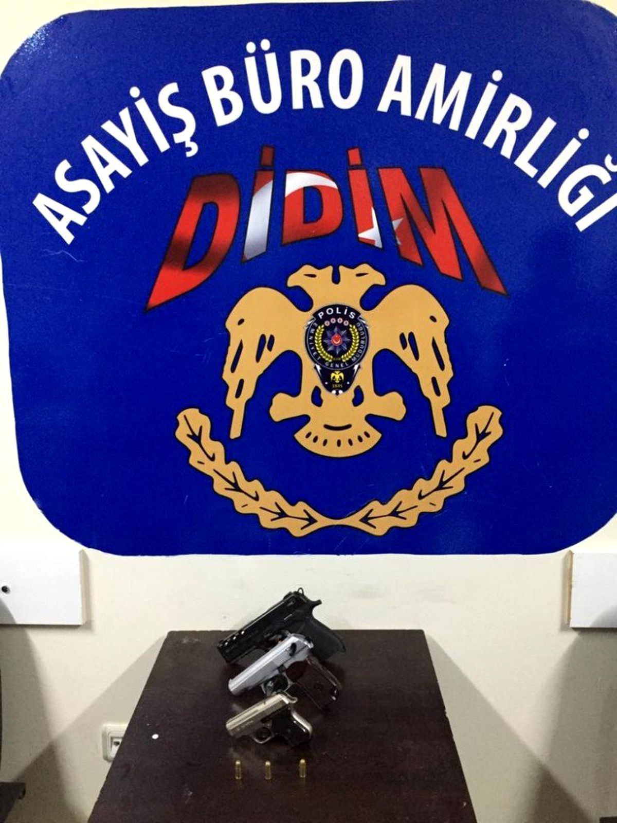 İzmir'den kaçtılar, Didim'de yakalandılar