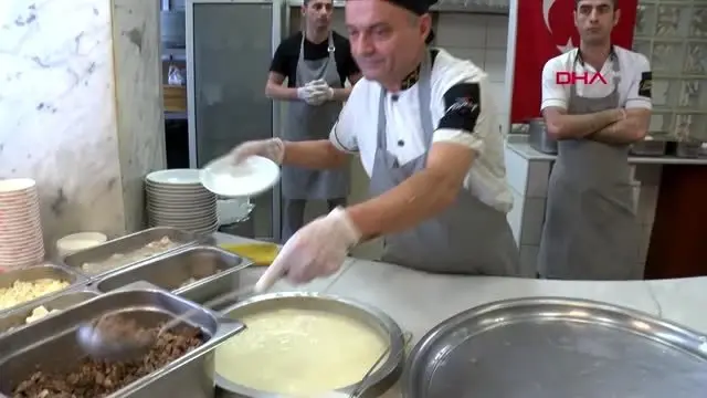 Karatay'ın önerip Büyükelçi Yardımcısı'nın içtiği kelle paça çorbasına İzmir'de talep arttı