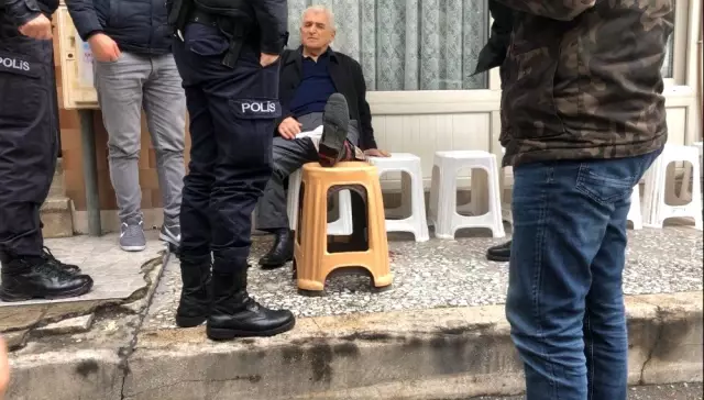 Kahvede otururken tabancayla vuruldu Kahvede otururken tabancayla vuruldu