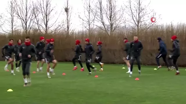 Kayserispor'da Fenerbahçe mesaisi başladı Kayserispor'da Fenerbahçe mesaisi başladı