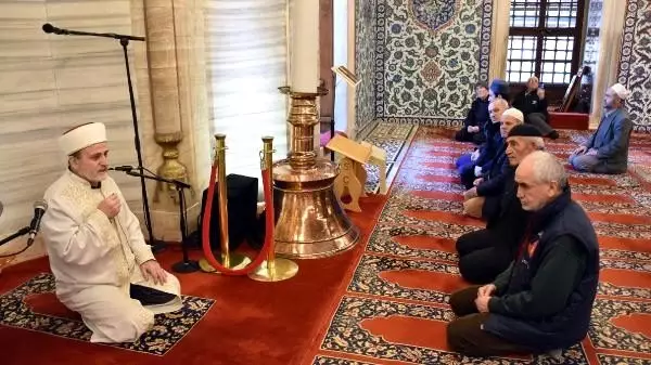 Selimiye'de 'cemaatsiz namaz' uygulaması başladı Selimiye'de 'cemaatsiz namaz' uygulaması başladı