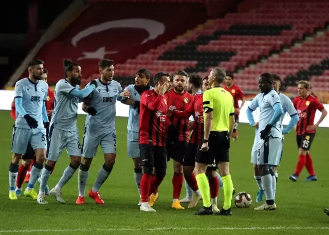 TFF 1. Lig: Eskişehirspor: 1 - Adana Demirspor: 4 TFF 1. Lig: Eskişehirspor: 1 - Adana Demirspor: 4