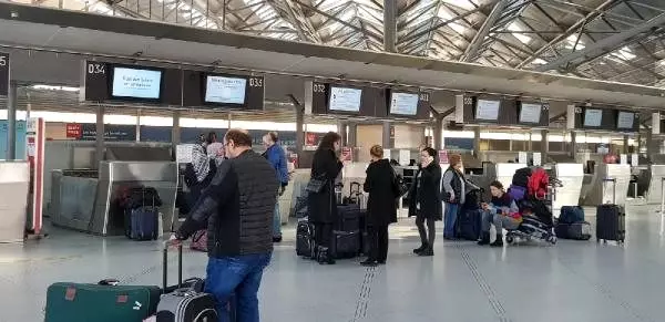 Almanya'dan Türkiye'ye dönüşler başladı Almanya'dan Türkiye'ye dönüşler başladı