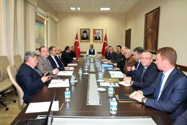 Balıkesir'de koronavirüse karşı alınan tedbirler görüşüldü