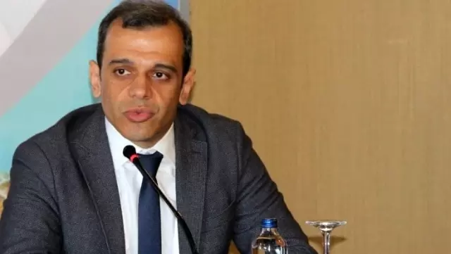 Bilim Kurulu üyesi, korkutan rakamı paylaştı: Koronavirüs bir kişiden 625 kişiye bulaşabiliyor Bilim Kurulu üyesi, korkutan rakamı paylaştı: Koronavirüs bir kişiden 625 kişiye bulaşabiliyor