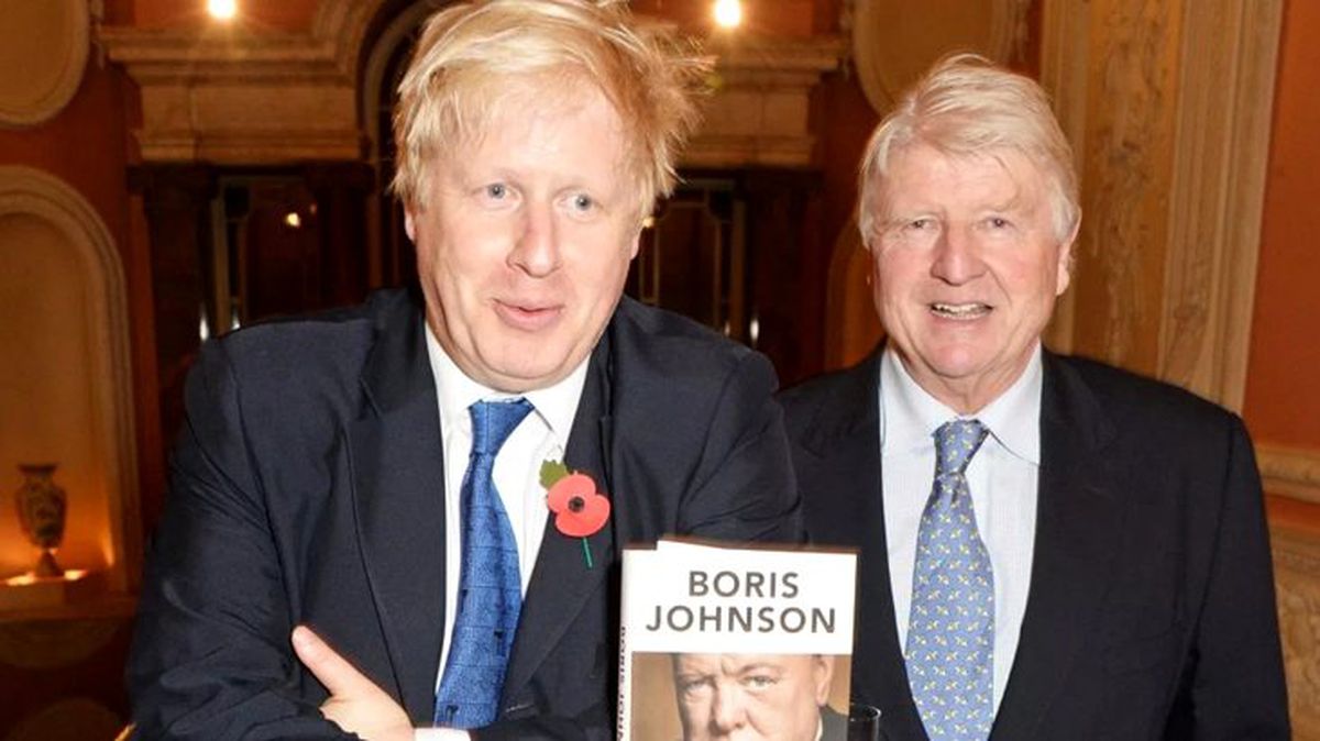 Boris Johnson'ın babası, oğlunun sosyal izalasyon çağrısına meydan okudu