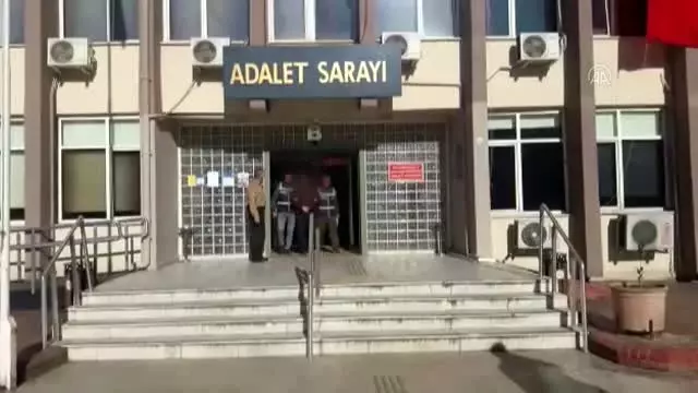 FETÖ üyeliğinden yakalanan çift tutuklandı FETÖ üyeliğinden yakalanan çift tutuklandı