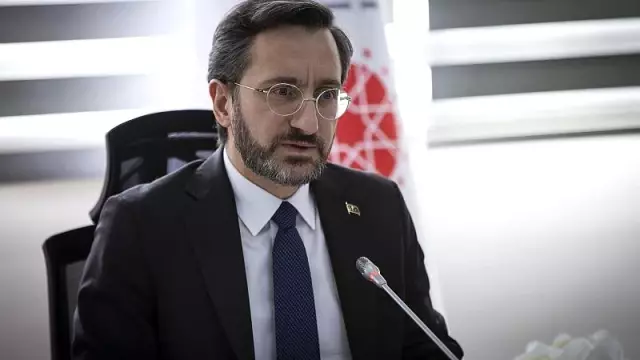 İletişim Başkanı Altun: OHAL ve sokağa çıkma yasağı söylentileri gerçeği yansıtmıyor İletişim Başkanı Altun: OHAL ve sokağa çıkma yasağı söylentileri gerçeği yansıtmıyor