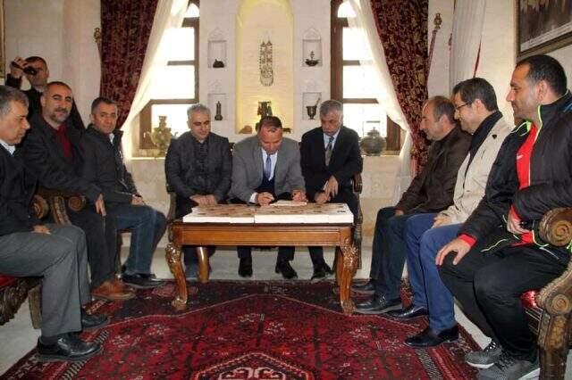 'Mezopotamya Turu' kitabı raflardaki yerini aldı