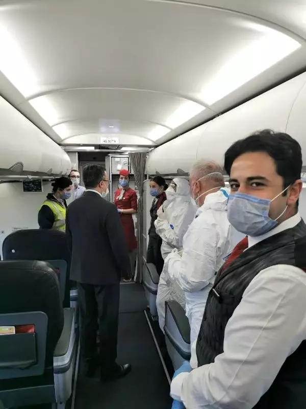 Nürnberg'deki Türk vatandaşları Türkiye'ye dönüş için yola çıktı Nürnberg'deki Türk vatandaşları Türkiye'ye dönüş için yola çıktı