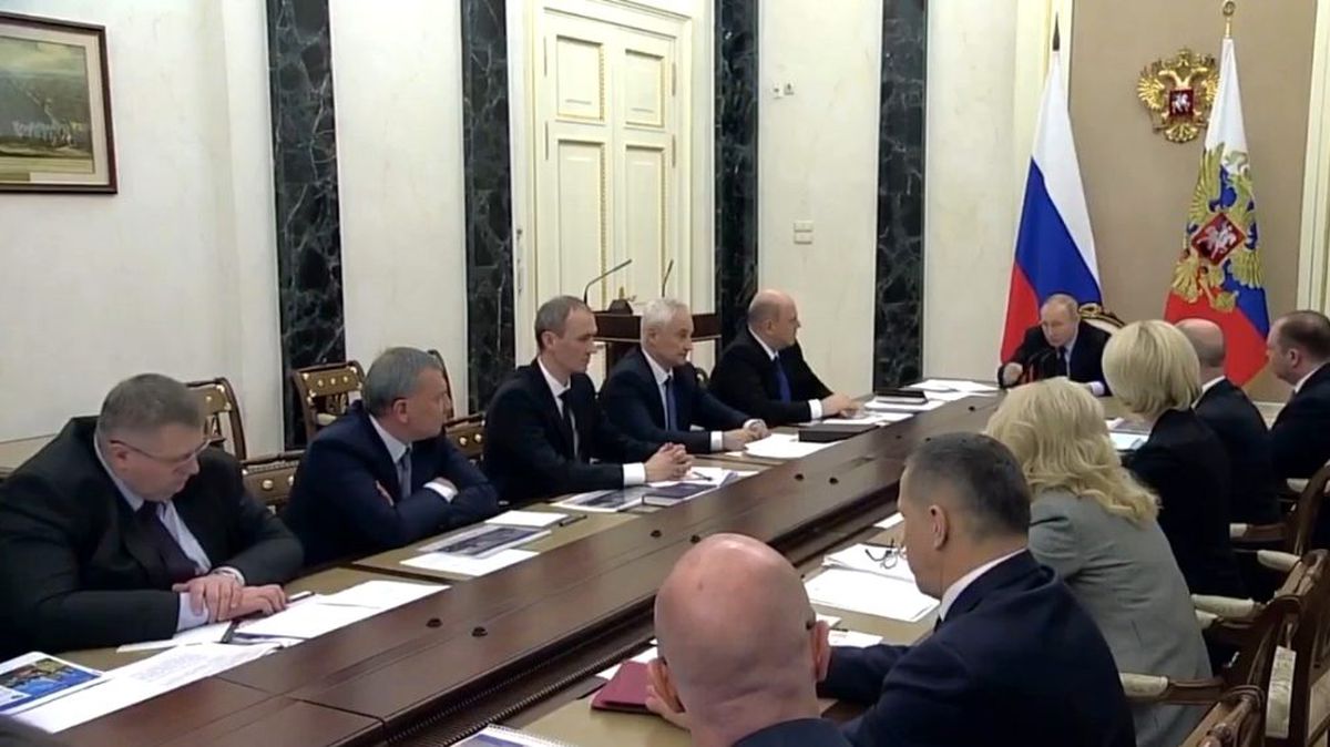 Putin'den halka koronavirüs müjdesi: Virüsün yayılmasını engelledik