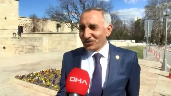 TBMM Sağlık Komisyonu Başkanı Yediyıldız: Tokalaşmıyorum, kucaklaşmıyorum TBMM Sağlık Komisyonu Başkanı Yediyıldız: Tokalaşmıyorum, kucaklaşmıyorum