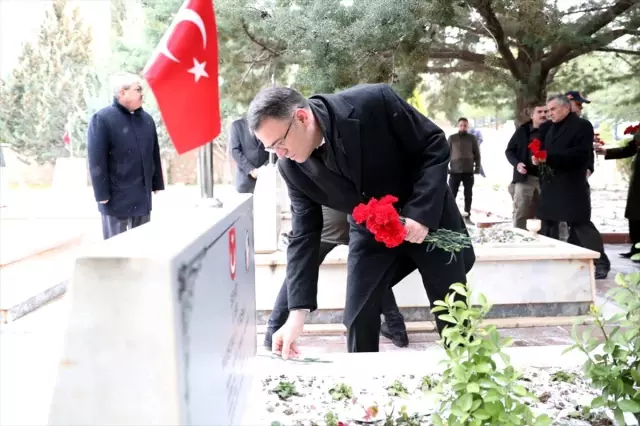 18 Mart Şehitleri Anma Günü ve Çanakkale Deniz Zaferi'nin 105. Yıl Dönümü 18 Mart Şehitleri Anma Günü ve Çanakkale Deniz Zaferi'nin 105. Yıl Dönümü