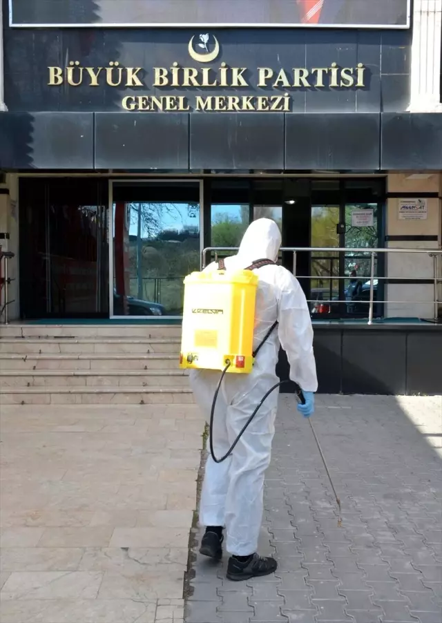 BBP Genel Merkezi koronavirüse karşı dezenfekte edildi BBP Genel Merkezi koronavirüse karşı dezenfekte edildi